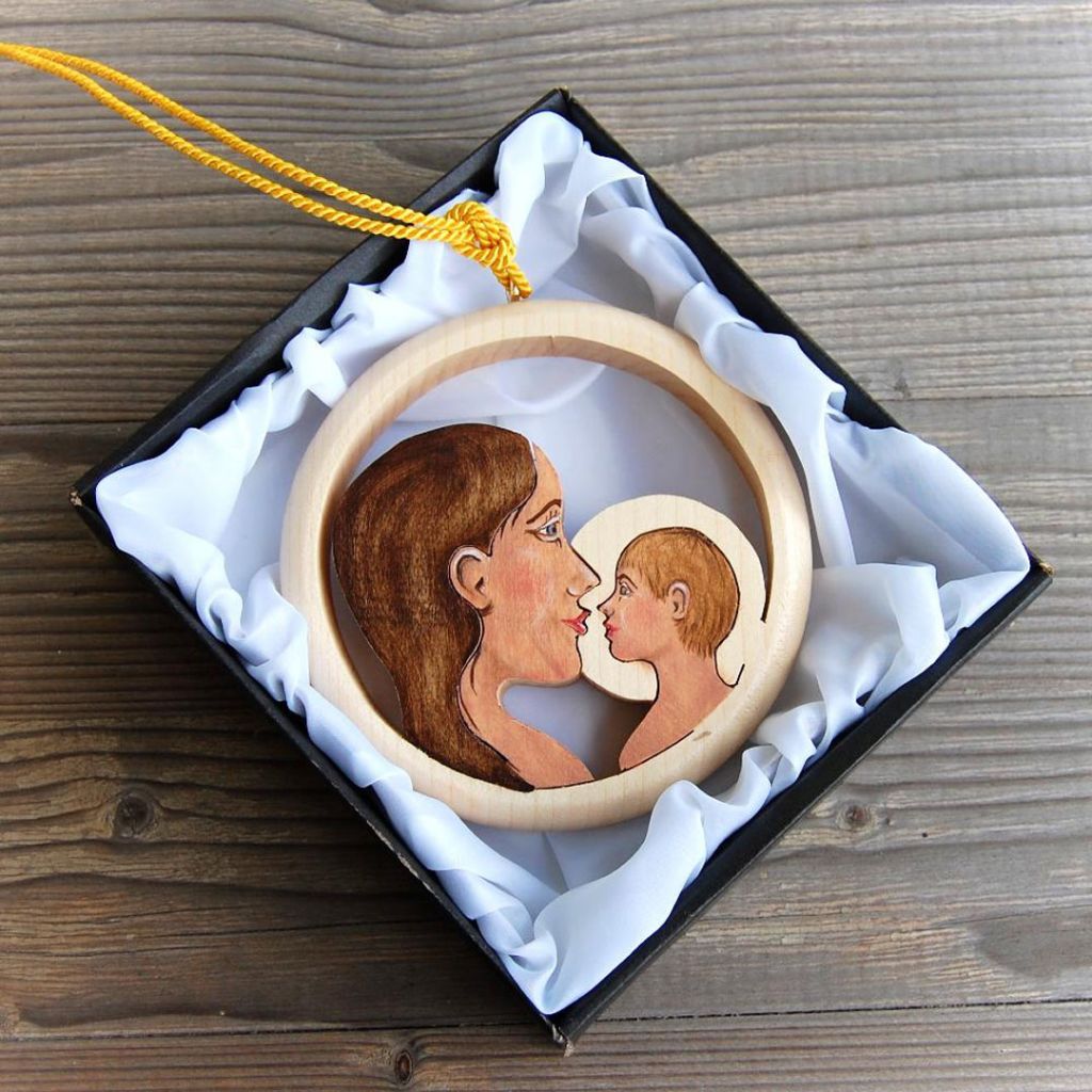 Drevená dekorácia Matka a dieťa