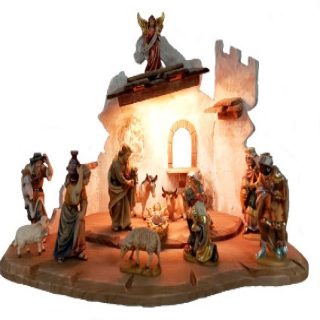Looking for a unique wooden Nativity scene? You have already found it w