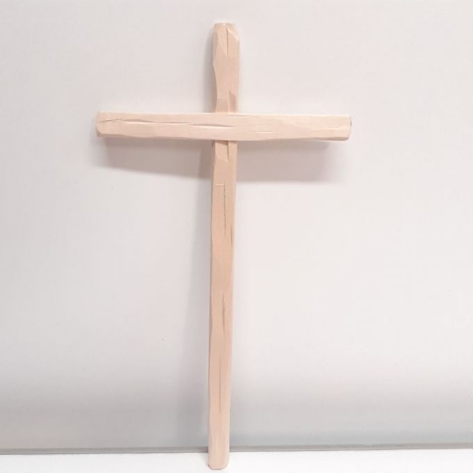 Rovný drevený kríž