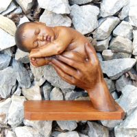 Newborn baby woodcarving gift 1