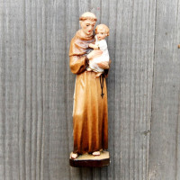 Saint Antonius with Child statue