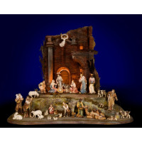 Tyrolean Nativity Set - stable and 31 figurines