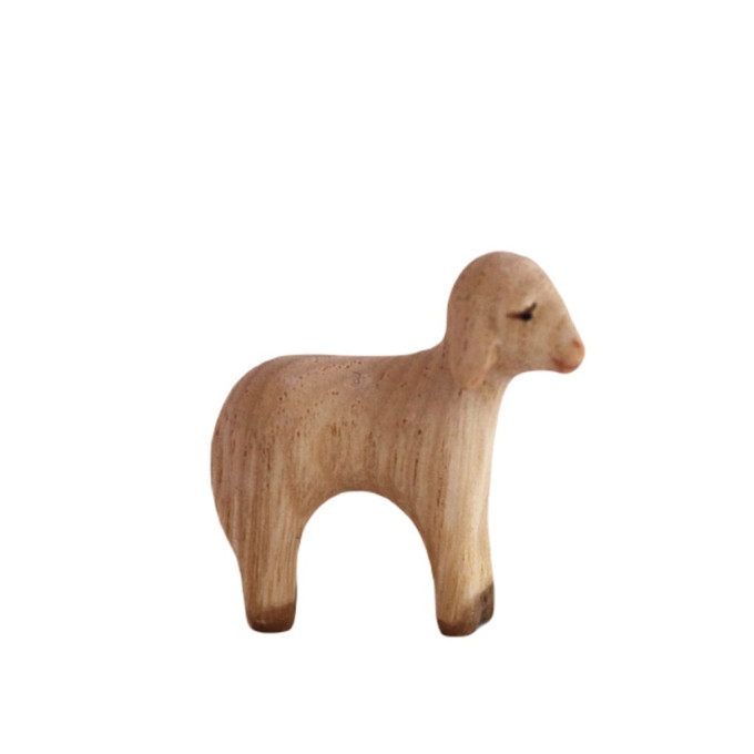 Standing Lamb - Aida