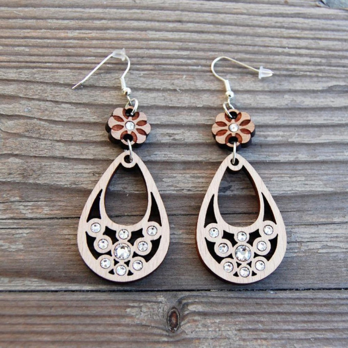 Drevené náušnice Slza