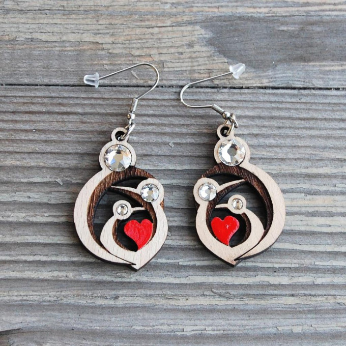 Drevené náušnice Rodina