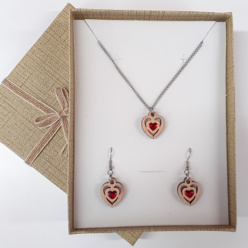 Darčeková sada náušníc a náhrdelníka s červeným srdcom