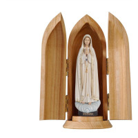 Our Lady of Fatima Capelinha in niche
