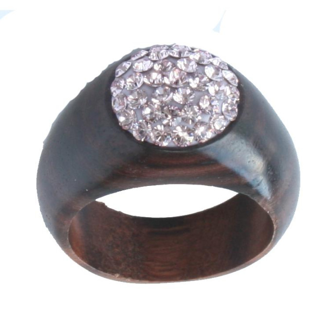 Drevený prsteň s ružovým krištáľom