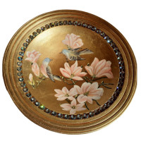 Wooden bowl with flowers and crystal Sahara