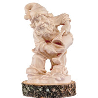 Trpaslík záhradník na drevenom podstavci