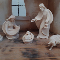 Holy Night Wooden Nativity scene