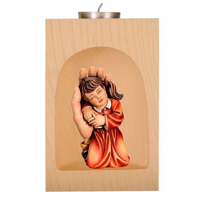 Svietnik Dievča v Božej ruke