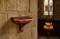 Wall pedestal for statues in Gothic style from lime wood
