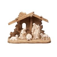 MA Betlehem s tirolským domcom a 7 figúrkami