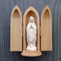 100251 Our Lady of Lourdes in Niche