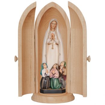 Panna Mária s deťmi v kaplnke