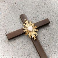 Veľký Drevený Kríž so Srdcom-drevený kríž-kríž so srdcom- darček pre novomanželov-kresťanské darčeky
